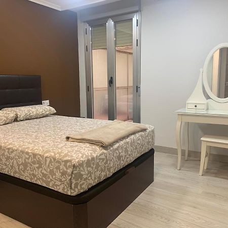 Apartamento Deluxe, 4 Habitaciones, Parking Madrid Exteriör bild
