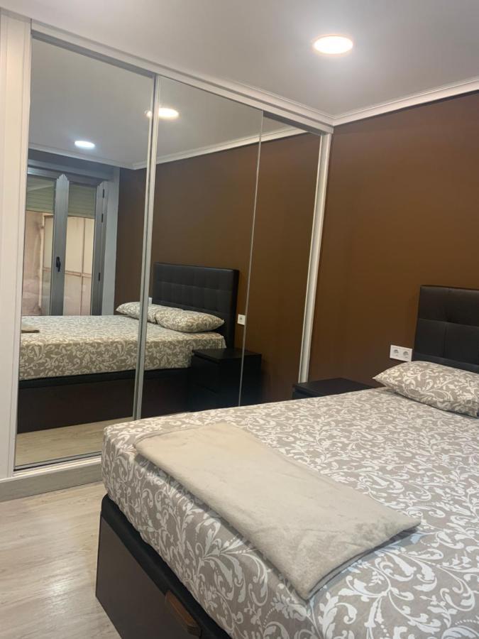Apartamento Deluxe, 4 Habitaciones, Parking Madrid Exteriör bild
